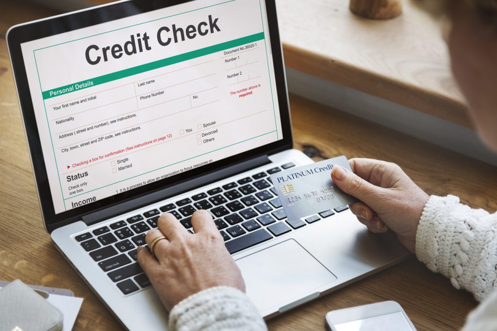 Exploring the Benefits of Accepting Checks Online